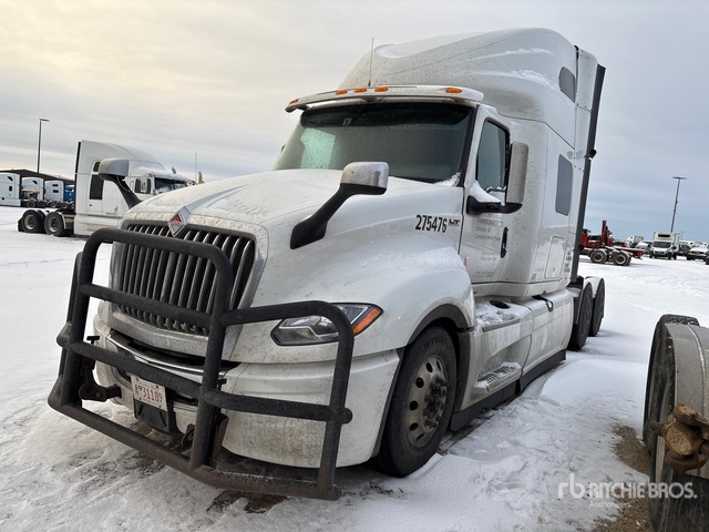 3HSDZAPR6RN599239 International Lt 625 Photo 1