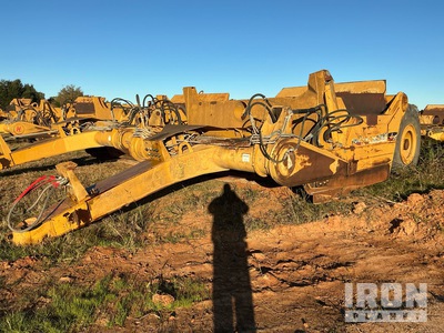 2009 Humdinger 620 2 Tire Hydraulic Zgarniacz ciągniony