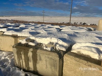 Quantity of (14) Barrier