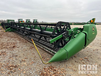 2014 John Deere 635D 35 ft Draper Cabezal de cosechadora trilladora