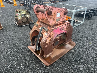 NPK M172 34 in مرفق ضاغط اللوحة