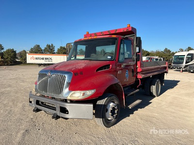 2007 International 4200 4x2 S/A Dump Truck