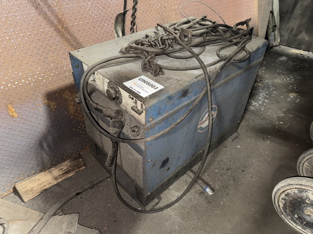 1977 Miller SRH-444 400 A Skid-Mounted Stick Electric Welder