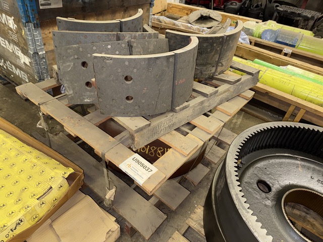 Quantity of Euclid R100 Brake Drums & Brake Pads - Fits Euclid-Hitachi R100