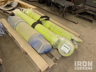 Quantity of (3) Euclid/Hitachi R85/R90 Bed Lift Cylinders, Rear Shock Cylinder Cilindro (Unused) - Fits EUCLID-HITACHI R85/R90
