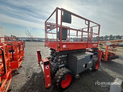 2016 Skyjack SJ6832 RT 4x4 Dual Fuel Scissor Lift