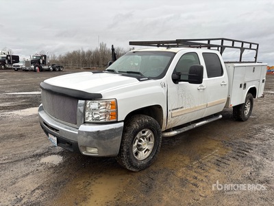 2007 Chevrolet Silverado 3500HD 4x4 Crew Cab Utility Truck