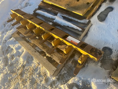 Mud Scrapper - Fits Pad foot compactor