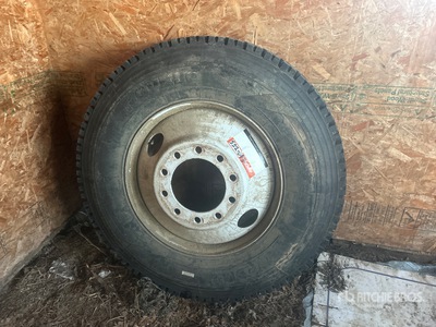 11R24.5 Tires
