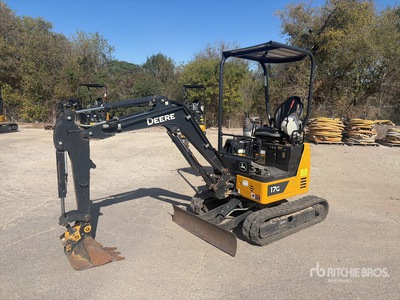 2022 John Deere 17G حفارة صغيرة