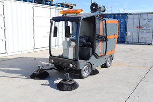 Sweepers / Scrubbers