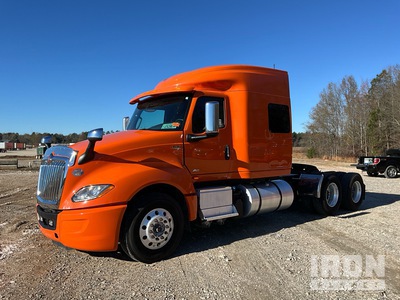 2023 International LT625 6x4 Tracteur routier couchette