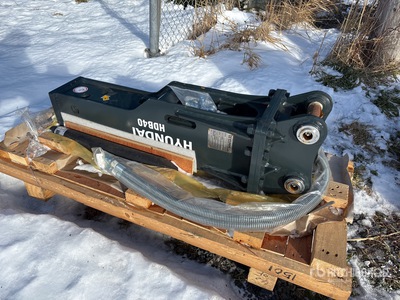Hyundai HDB40 42 in Q/C Hydraulic Breaker