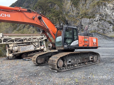 2011 Hitachi ZX470LC-5B Tracked Excavator