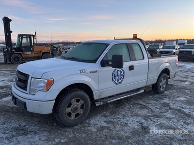 2014 Ford F-150 STX 4x4 Extended Cab بيك اب