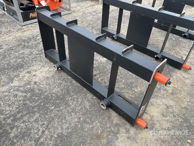 2025 PABREAK GCC56 1140 mm Skid Steer Bale Forks スキッドステア付属部品 (Unused)
