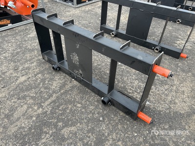 2025 PABREAK GCC56 1140 mm Skid Steer Bale Forks スキッドステア付属部品 (Unused)