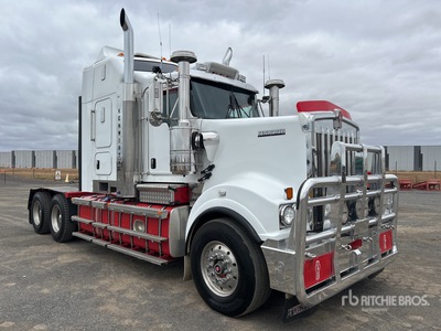 2023 Kenworth T909 6x4 Cabeza Tractora Cabina Dormitorio