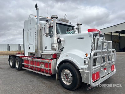 2023 Kenworth T909 6x4 3- Achs Sattelzugmaschine mit Schlafkabine