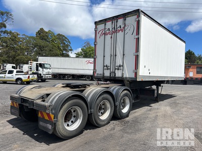 2003 MaxiTrans ST3 B-Double Lead Refrigerated Trailer