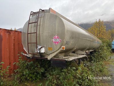 Fruehauf T/A مقطورة وقود