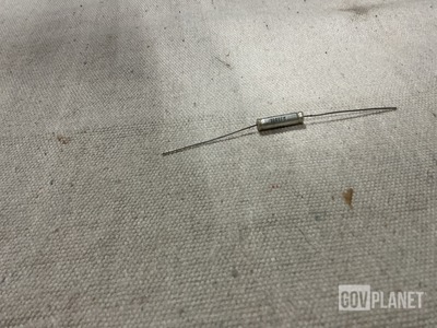 (28) M39006/02-2254 Special Capacitors