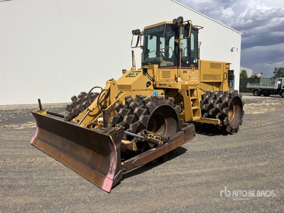 2005 Cat 815F Rad-Planierraupe