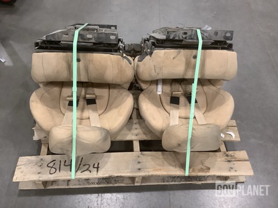 (2) Global Seating Systems 3DN1-556N303-1D Vehicular Seats