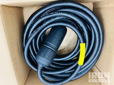 Quantity of (10) 20 Amp Hubbell Twist Lock NEMA L5-20 Power Cords معدات توزيع كهربائي (Unused)