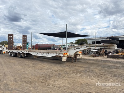 2014 Drake 4 Rows of 4 Hydraulic Widening Przyczepa niskopodwoziowa