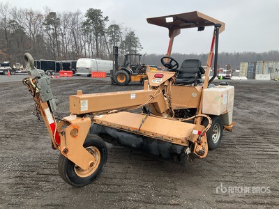 2013 Lay-Mor SM300 Zelfrijdende bezem