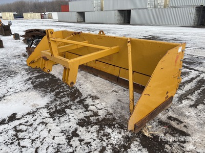 11 ft 7 in Rear Mounted 除雪機 - Fits Tractor