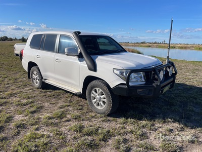 2015 Toyota LandCruiser GXL SUV