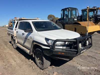 2022 Toyota HiLux SR 4x4 Dual Cab Pickup