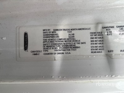 2022 Freightliner Cascadia 126 6x4 T/A Sleeper Truck Tractor