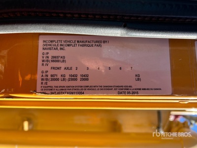 2016 Cat CT660S 4000 L 6x4 Water Truck