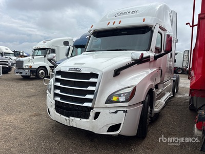 2022 Freightliner Cascadia 126 6x4 3- Achs Sattelzugmaschine mit Schlafkabine (Inoperable)