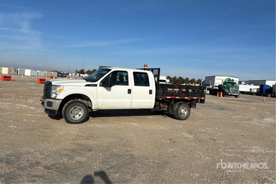 2012 Ford F-350 XL 4x2 Crew Cab Platte vrachtwagen