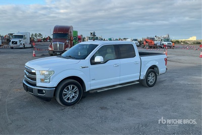 2015 Ford F-150 Lariat 4x2 Crew Cab Pickup