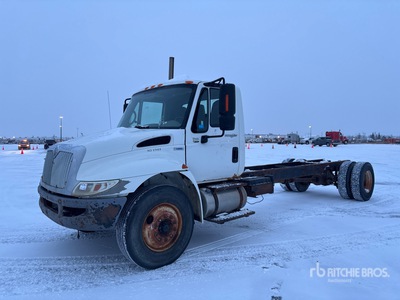 2008 International DuraStar 4300 SBA 4x2 الكابينة والهيكل