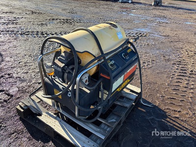 2007 Landa OHW4-2000 Pressure Washer
