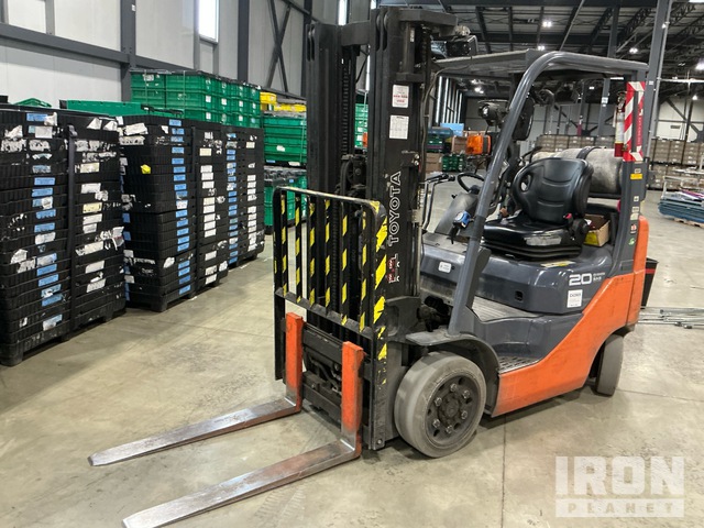 MONTACARGAS 2014 TOYOTA 8FGCU20