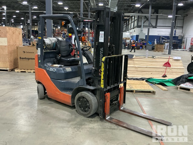 MONTACARGAS 2015 TOYOTA 8FGCU20