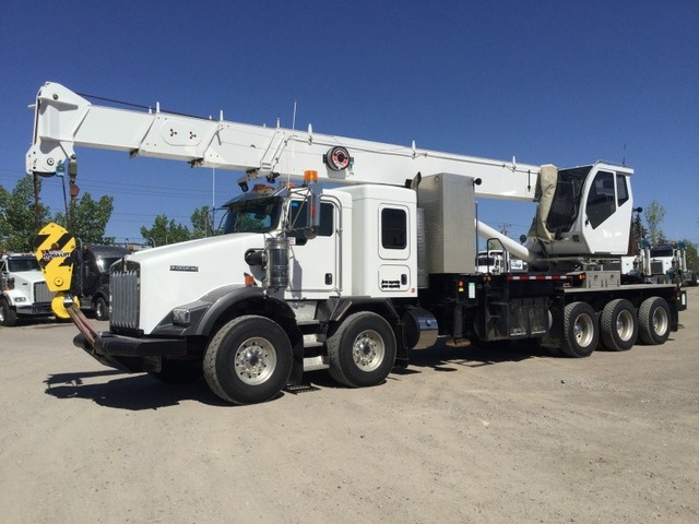 2015 Weldco-Hydra Lift 45TC100 Straight Boom on 2015 Kenworth T800 Tri/A Truck