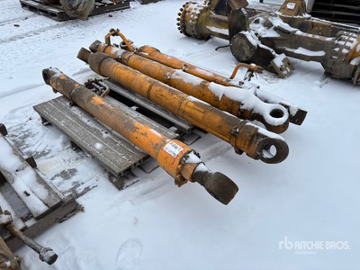 Quantity of (4) Hydraulic Cylinder