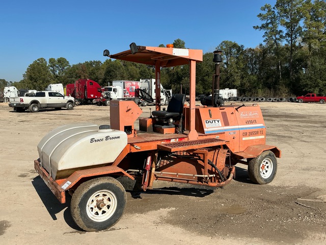 2005 Broce RJ350 Self-Propelled Broom