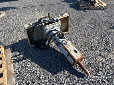 Furukawa FX55A-QT Brise-roche pour chargeuse à différentiel