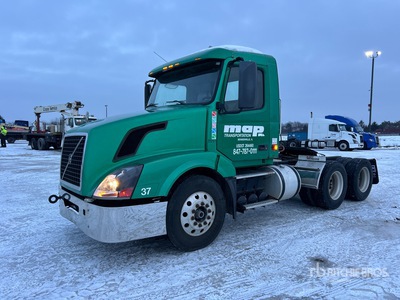 2006 Volvo VNL 6x4 T/A Day Cab Truck Tractor
