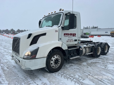 2015 Volvo VNL300 6x4 T/A Day Cab Truck Tractor