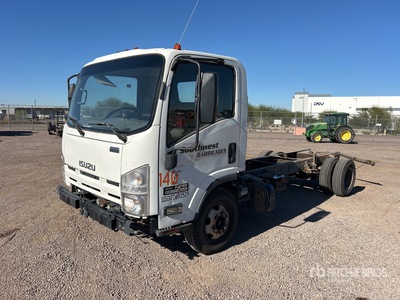 2014 Isuzu NPR 4x2 Cab and Chassis